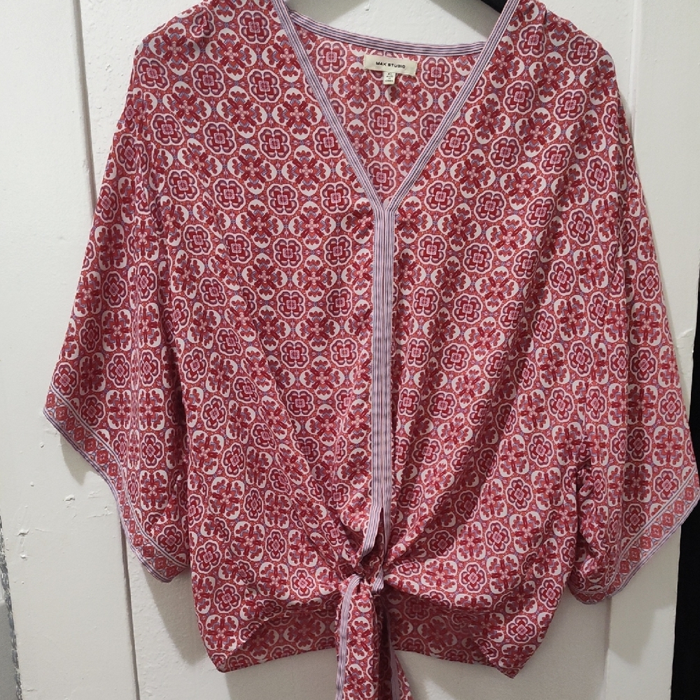 Max Studio Red and White Patterned Blouse
